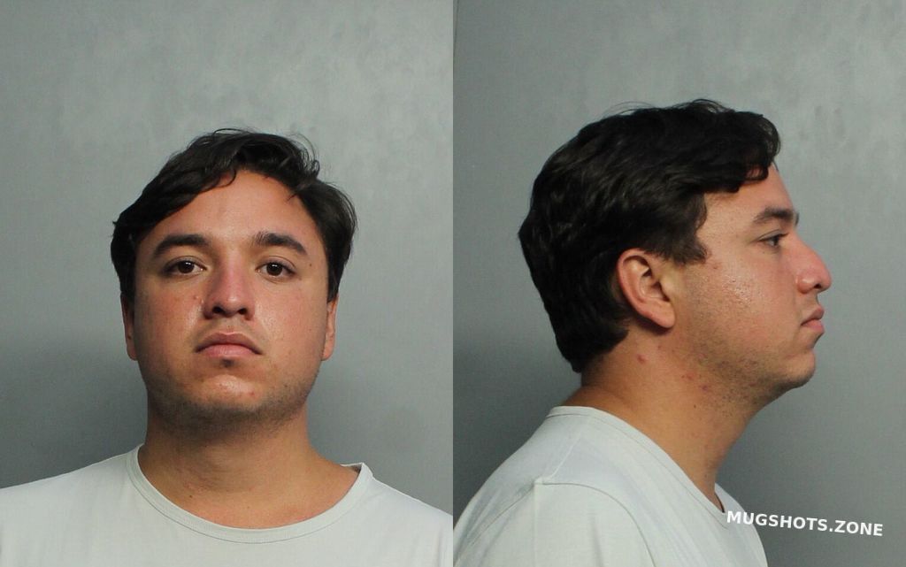 AMADOR MICHAEL ANDRE 06/21/2021 - Miami-Dade County Mugshots Zone