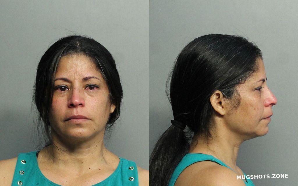 REYESCARRILLO GREYCY 07/02/2021 MiamiDade County Mugshots Zone