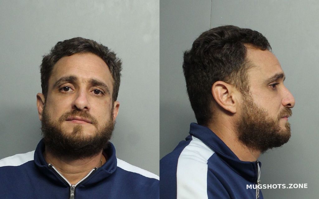 REYES MODESTO 08/05/2021 MiamiDade County Mugshots Zone