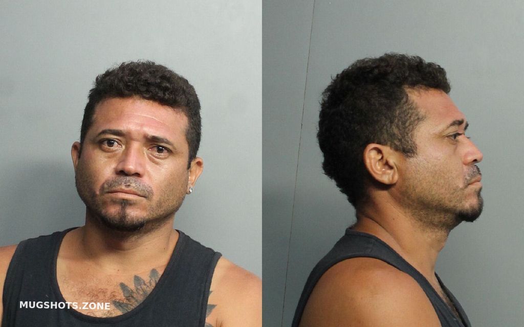 CASTILLO ALEX 08/30/2021 - Miami-Dade County Mugshots Zone