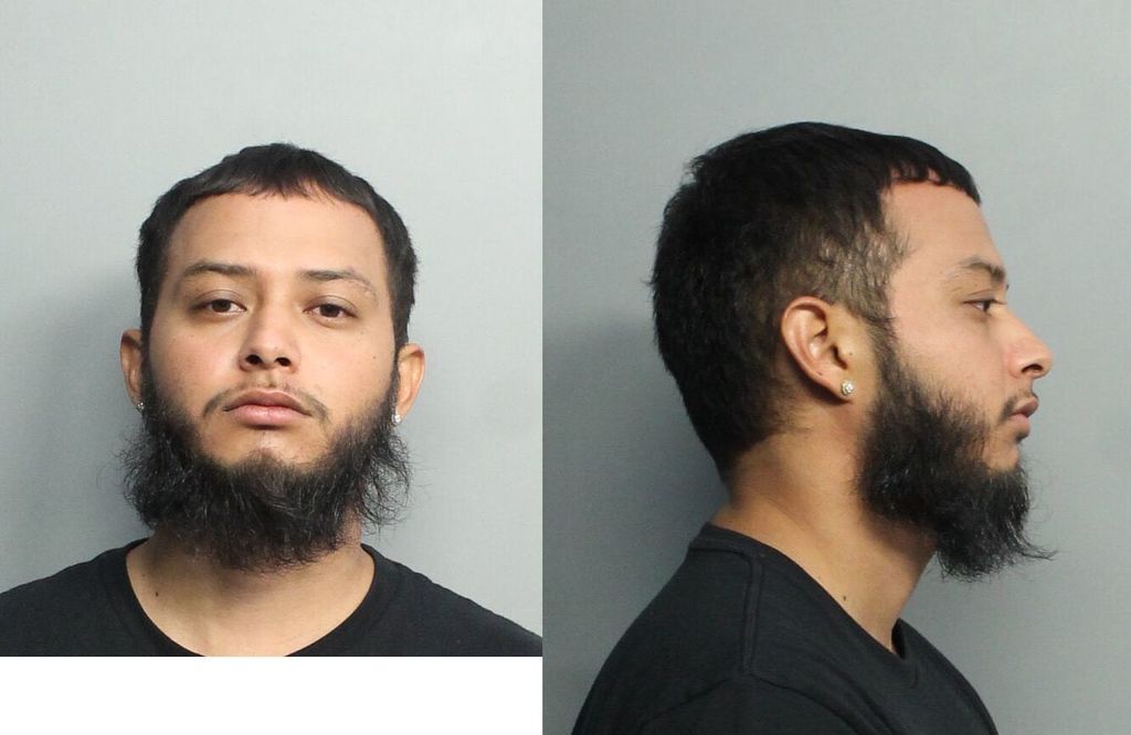 NUNEZ CHRISTIAN STEVE 09/17/2021 - Miami-Dade County Mugshots Zone