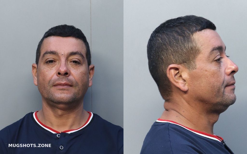 GAVIRIA JUAN CARLOS 01/09/2022 MiamiDade County Mugshots Zone