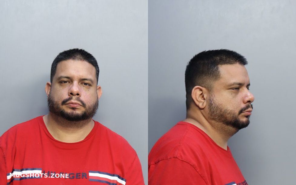 GONZALEZ ALFREDO JOUSUE 01/09/2022 MiamiDade County Mugshots Zone