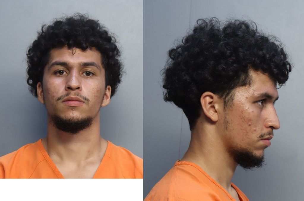 Torres Rocky Daniel 04 07 2022 Miami Dade County Mugshots Zone