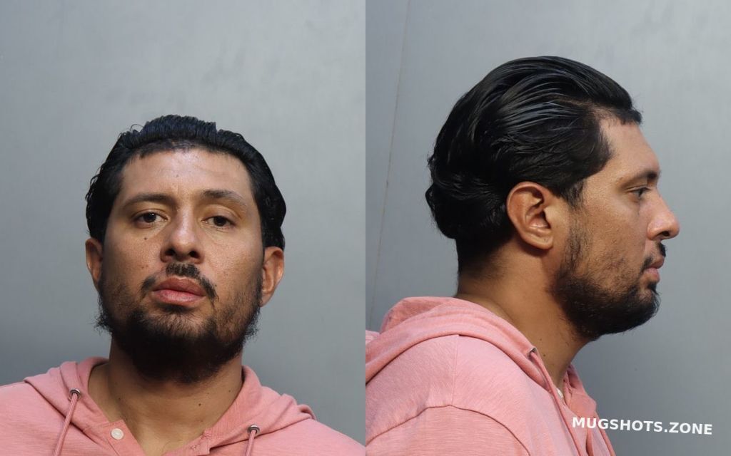 SANDOVAL YSMAEL JAVIER 08/23/2022 MiamiDade County Mugshots Zone