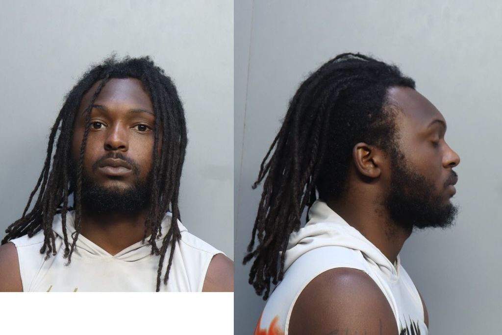 LIPTROT TORIAN KEVINSAMPSON 09/13/2022 - Miami-Dade County Mugshots Zone