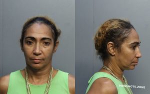 RUIZ-GONZALEZ IDALMIS 09/20/2022 - Miami-Dade County Mugshots Zone