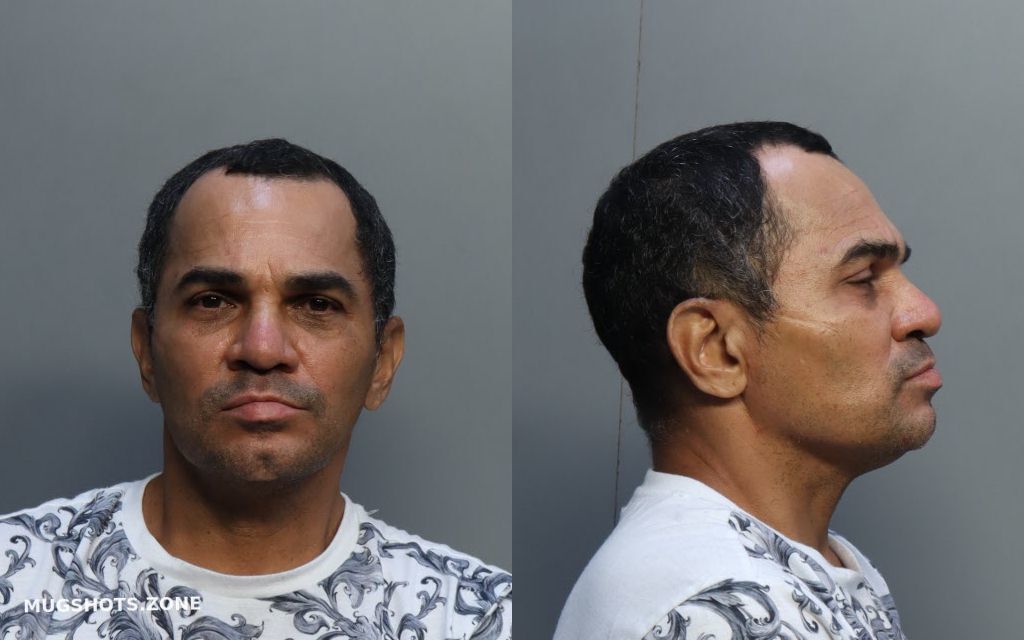 Perez Adrian 09302022 Miami Dade County Mugshots Zone 0250