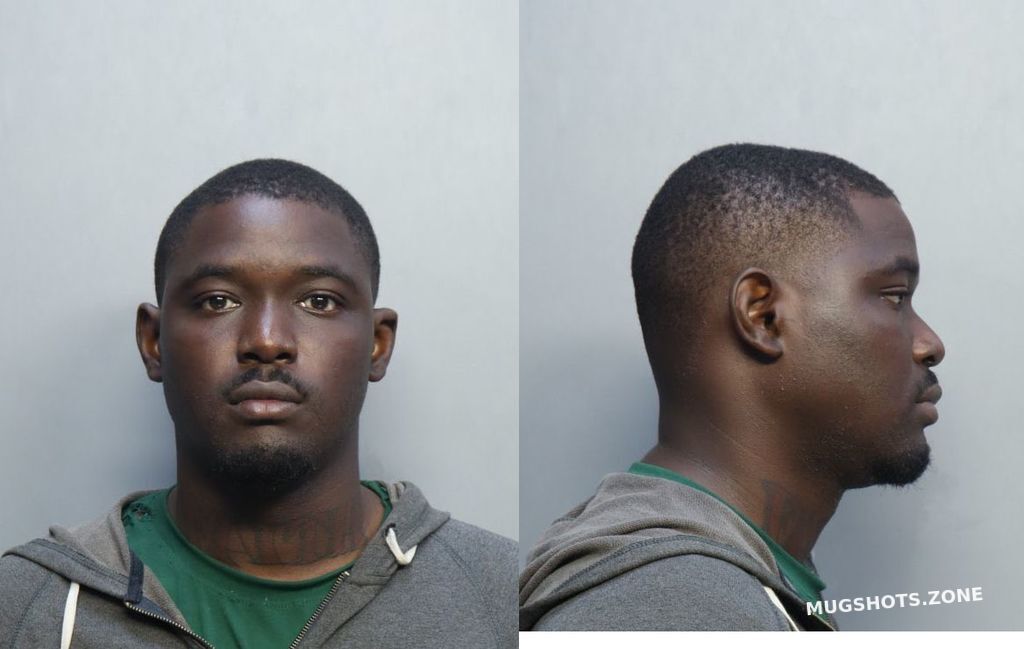 BROWN RAYMOND DEANGELO 10/12/2022 MiamiDade County Mugshots Zone