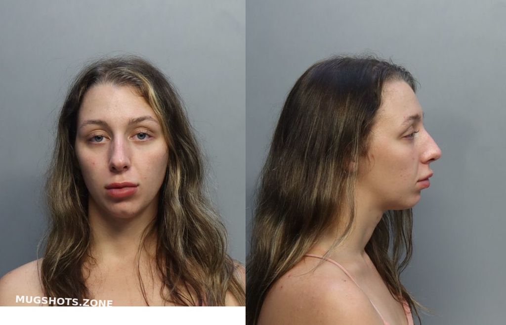 WALKER SAVANNA 10/17/2022 MiamiDade County Mugshots Zone