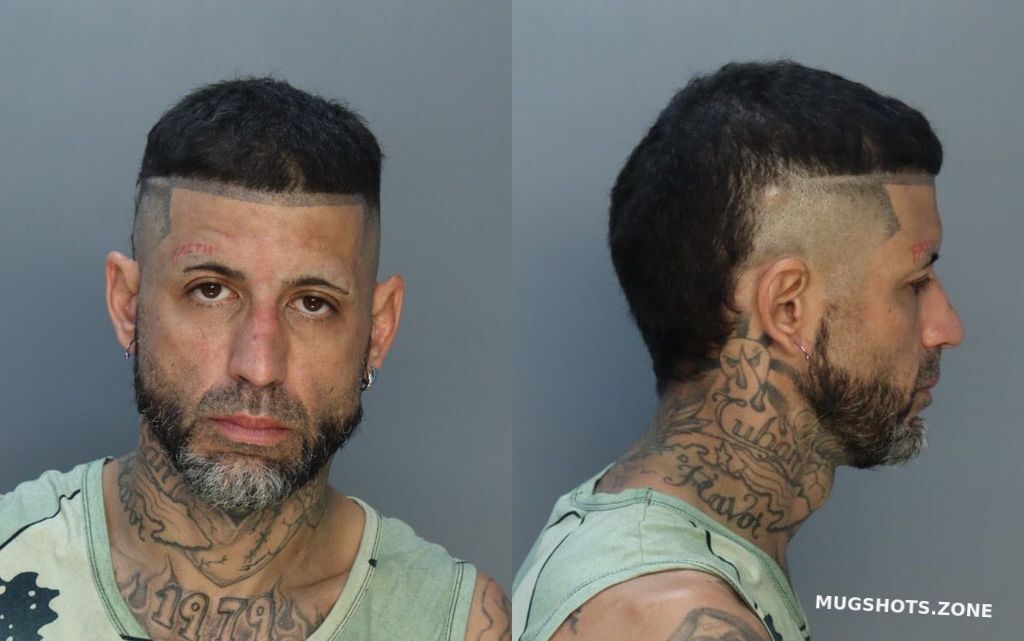 GOVEA RICARDO R 10/25/2022 MiamiDade County Mugshots Zone