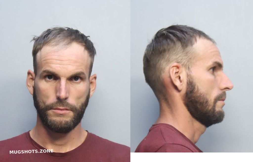 GARCIAHERNANDEZ MAIKEL 11/17/2022 MiamiDade County Mugshots Zone