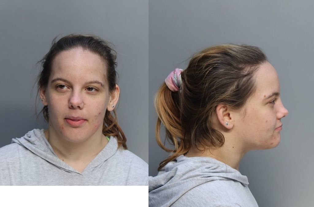 VALLADARES TAYLIA 12/24/2022 - Miami-Dade County Mugshots Zone