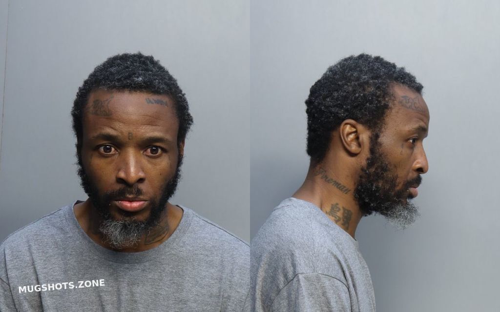 MITCHELL TAVARES DEWITT 12/24/2022 MiamiDade County Mugshots Zone