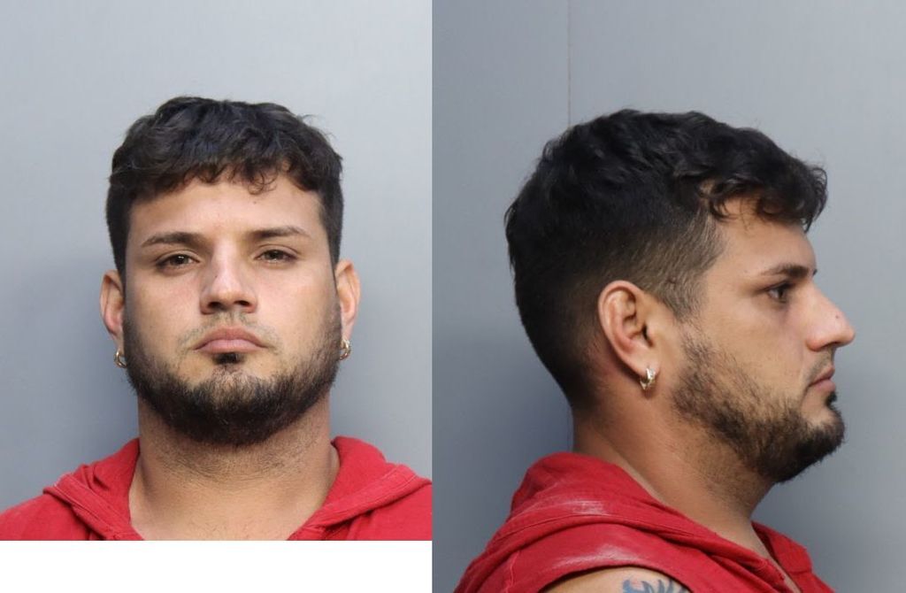 RODRIGUEZCACERES OMAR 12/31/2022 - Miami-Dade County Mugshots Zone