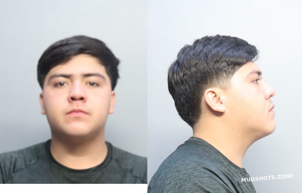 VEGA CARLOS A 08/27/2023 MiamiDade County Mugshots Zone