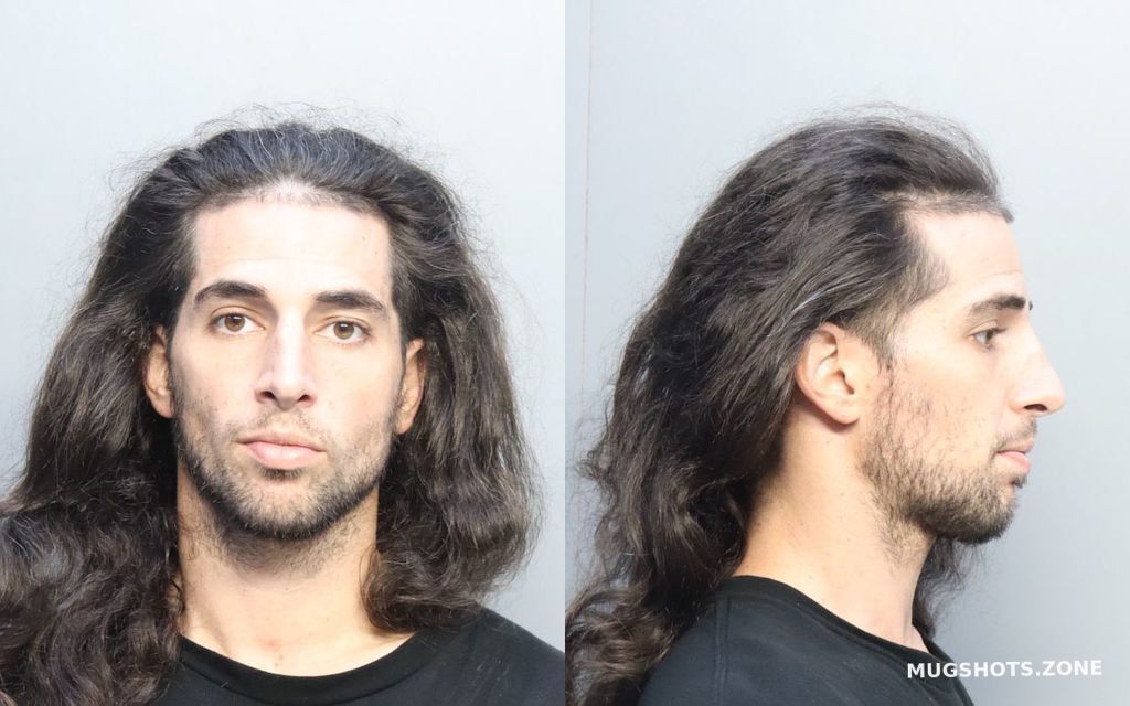 GONZALEZ VICTOR 10/22/2023 MiamiDade County Mugshots Zone