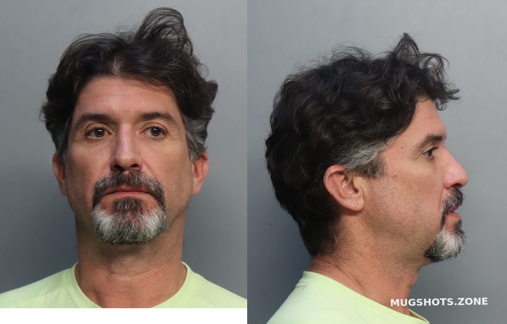 GONZALEZ HECTOR 01/28/2024 MiamiDade County Mugshots Zone