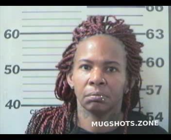 NICHOLS SHARON VICTARIE 11/25/2022 - Mobile County Mugshots Zone