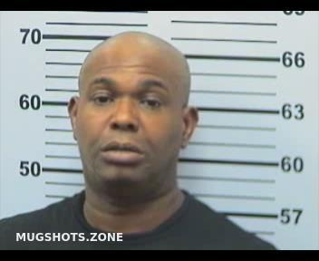 WARE DEMARCUS B 04/12/2023 - Mobile County Mugshots Zone