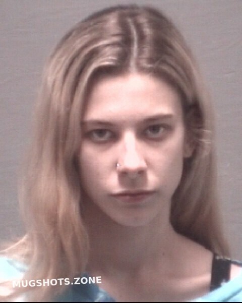 TRAVERS CARLA PAIGE 08/25/2021 - New Hanover County Mugshots Zone