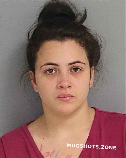 QUINONES-DIAZ GISELLE 09/30/2022 - Osceola County Mugshots Zone