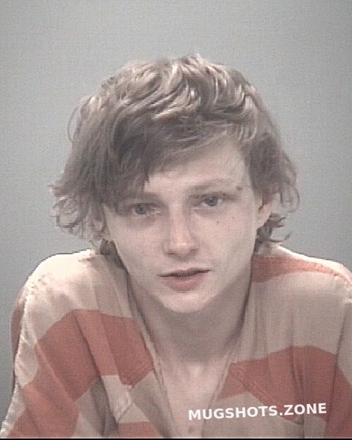 WELCH CAMERON 02/20/2022 Pasco County Mugshots Zone