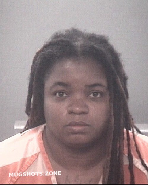 ROBINSON LASHAWNDA NICOLE 04/24/2022 - Pasco County Mugshots Zone