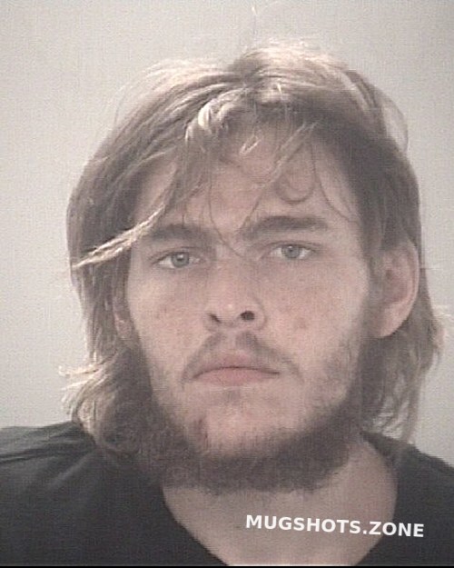 HOLLENBECK AUSTIN CHARLES 01/27/2024 Pasco County Mugshots Zone