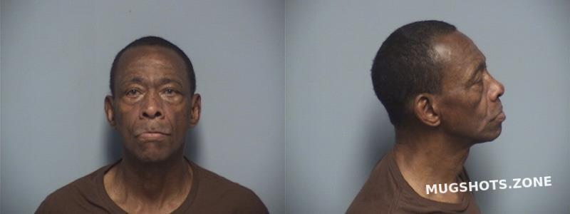DAVIS JOHNNY LEE 08/17/2023 - Roanoke Mugshots Zone