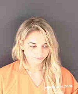 FURRER NAOMI SHANE 10/30/2022 - Sarasota County Mugshots Zone