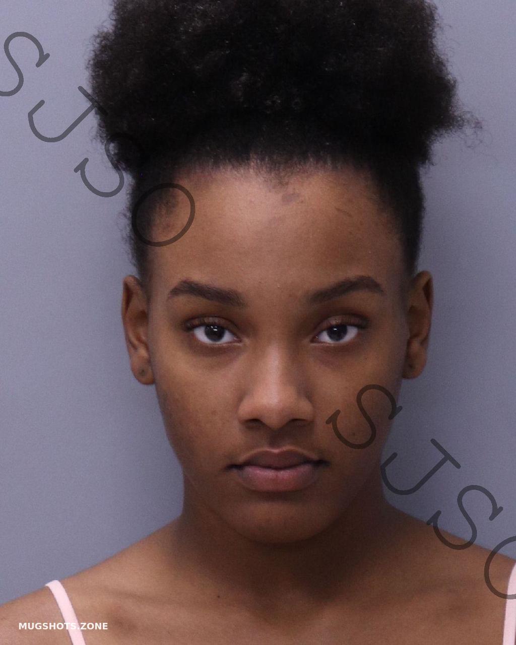 WARREN JADA LORRAINE 12/28/2022 St. Johns County Mugshots Zone