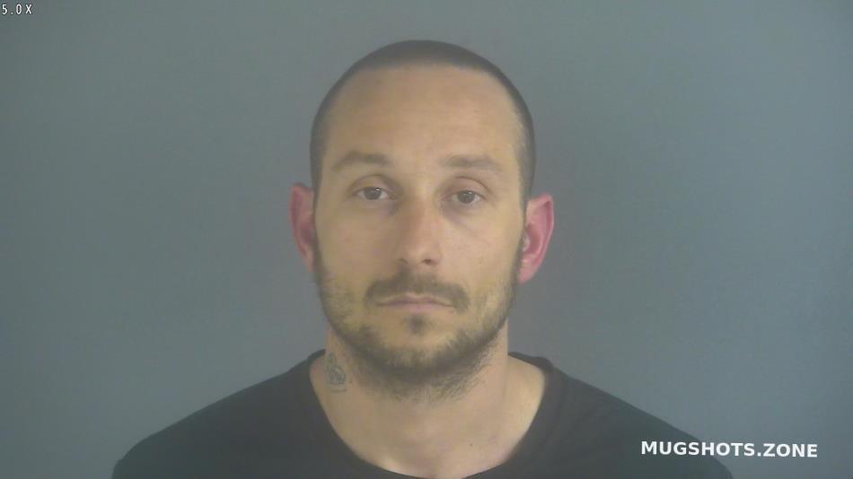 MANIGOLD CHAD ROBERT 05/01/2022 - St. Joseph County Mugshots Zone