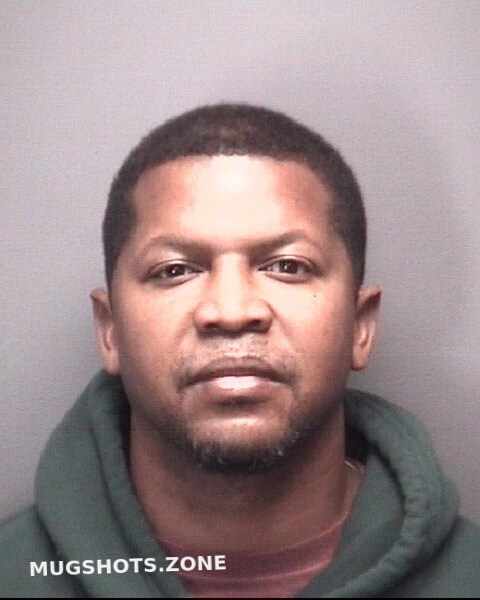 RILEY THOMAS EDGAR 04/20/2022 - Suffolk Mugshots Zone