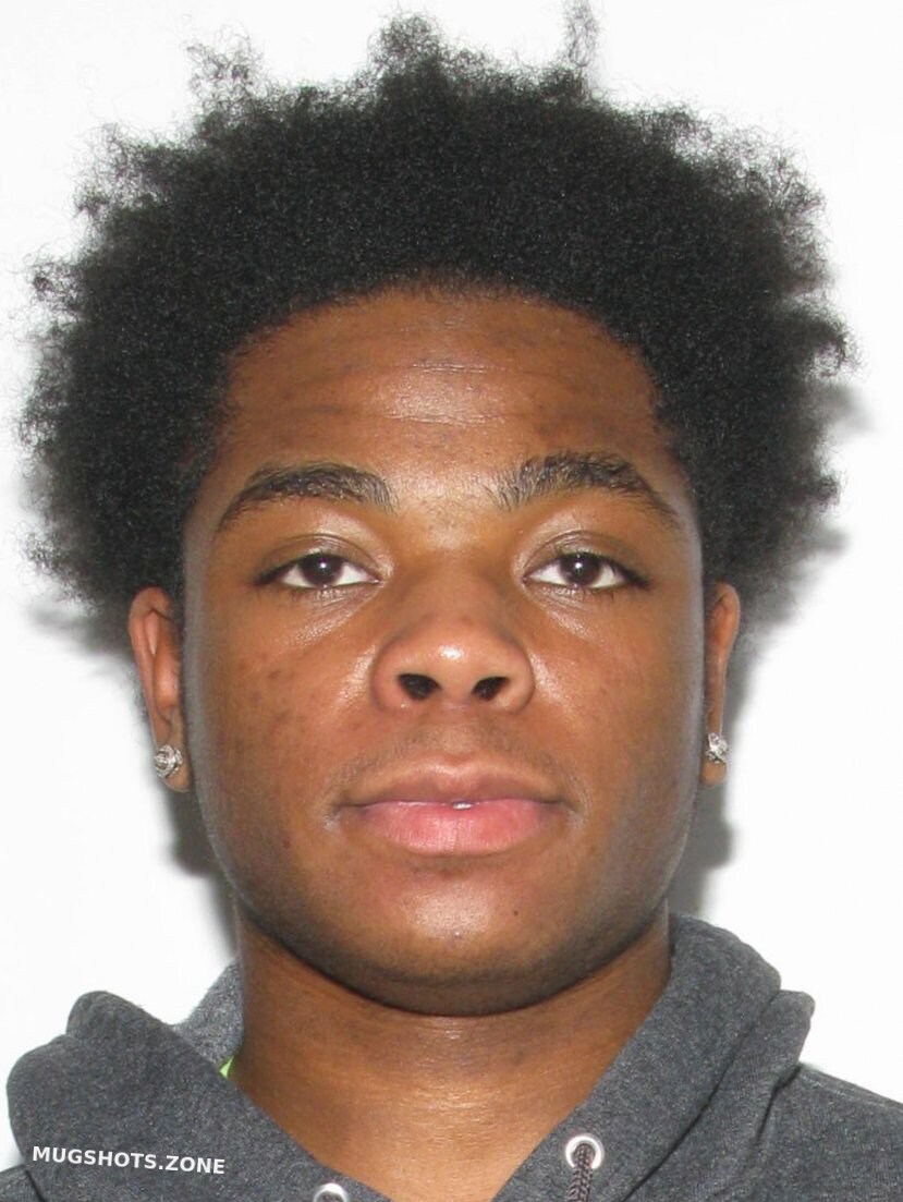 ROBERTS KEVIN JAMAL 05/31/2022 - Suffolk Mugshots Zone