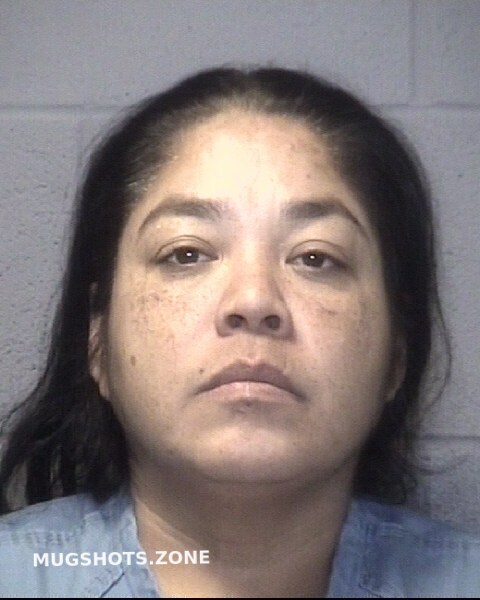 MARTINEZ ROSA LAURA 04/01/2022 - Tarrant County Mugshots Zone