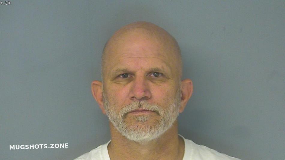 MANGUM ROBERT THOMAS 11/04/2022 Virginia Peninsula Regional Jail