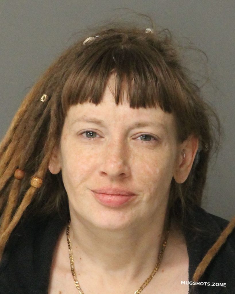 REYNOLDS NICOLE LEANN 01/05/2022 Wake County Mugshots Zone