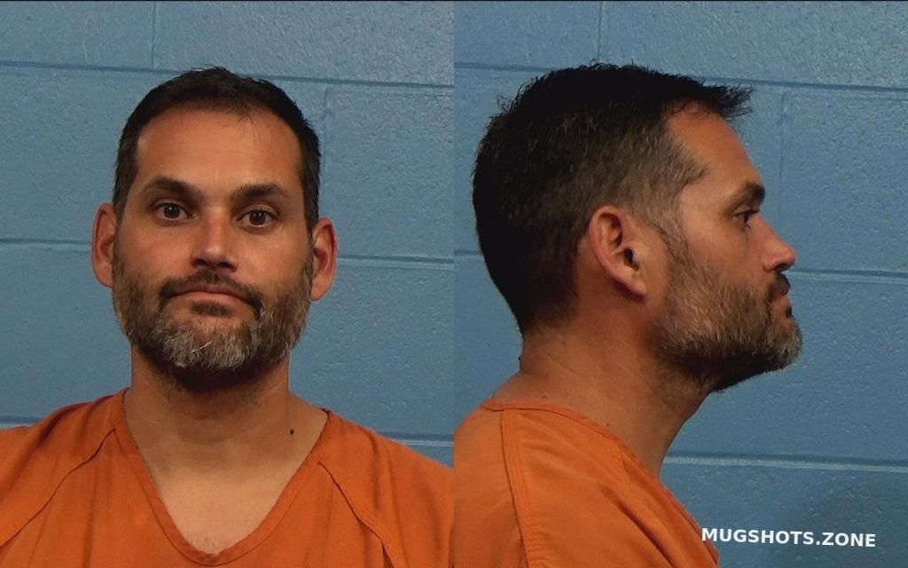 LAMBERTON DANIEL ALLEN 05/22/2021 Williamson County Mugshots Zone