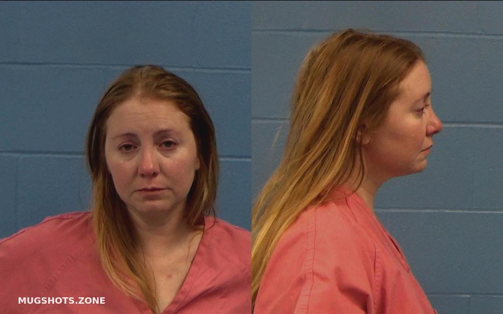 BARNWELL BRANDI NICOLE 02/25/2022 - Williamson County Mugshots Zone